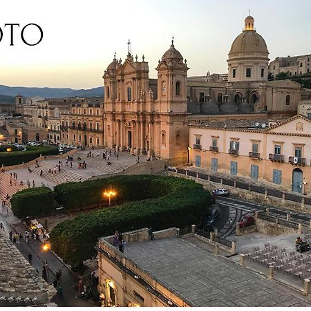 Fronte Mare Apartments & City Views Syracuse Bagian luar foto