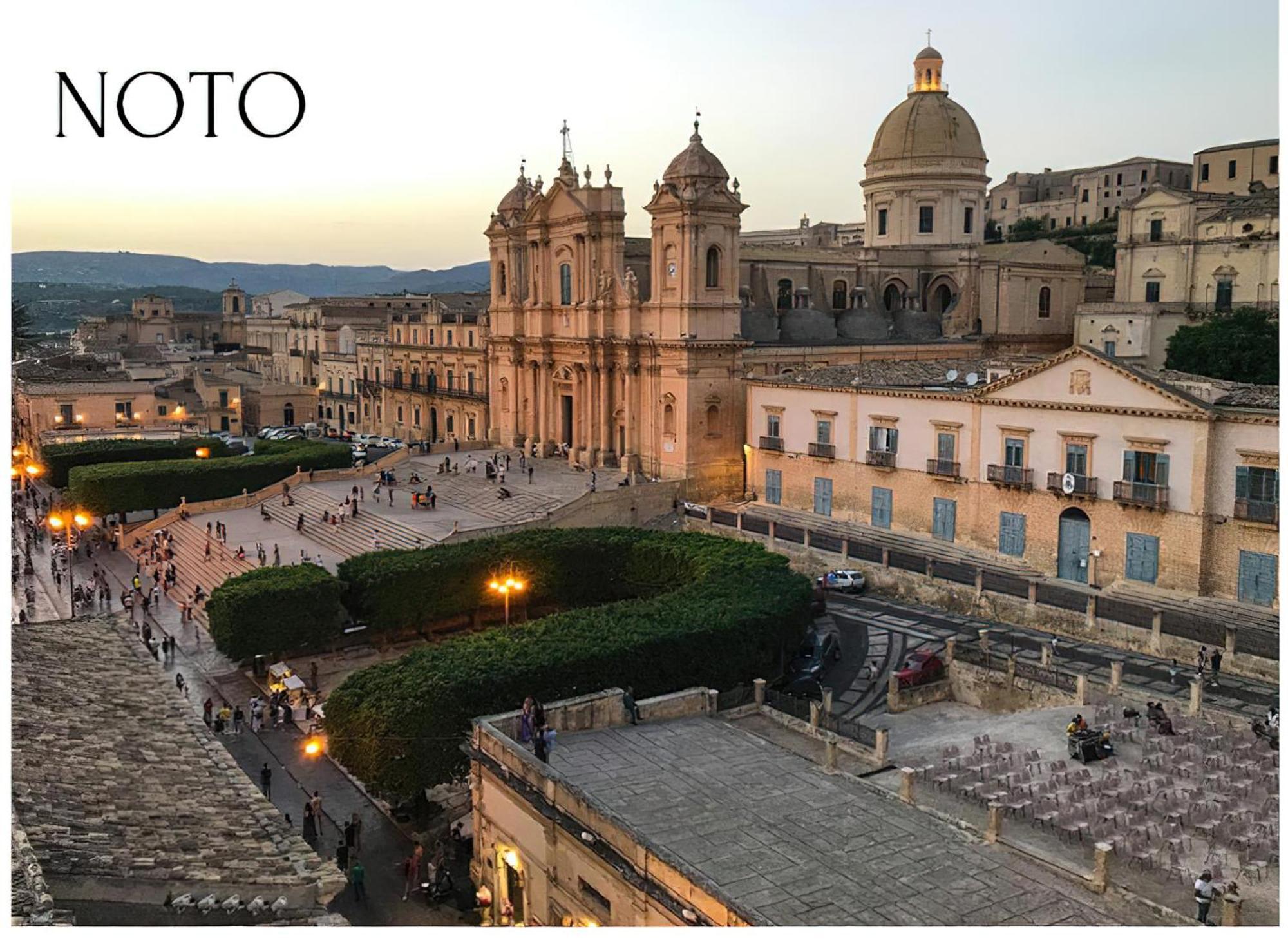 Fronte Mare Apartments & City Views Syracuse Bagian luar foto